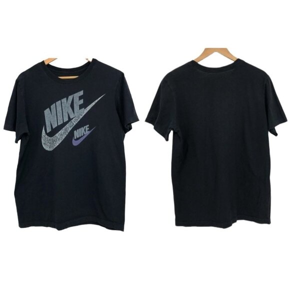 The Nike Tee Black Nike swoosh graphic T-Shirt Medium - Picture 15 of 15